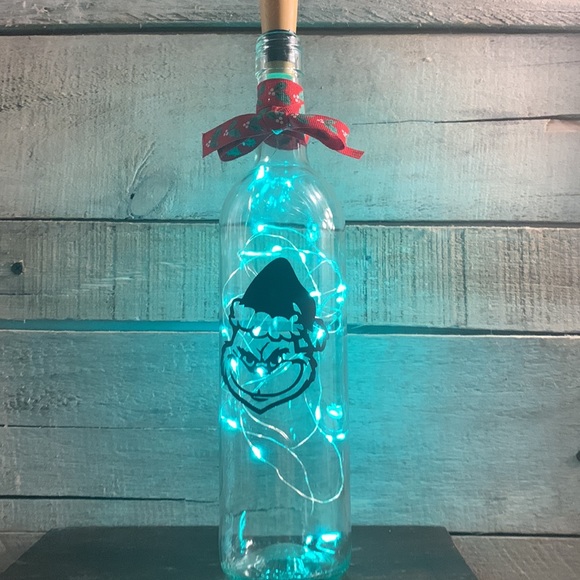Grinch face with santa hat wine bottle lantern - Picture 4 of 9